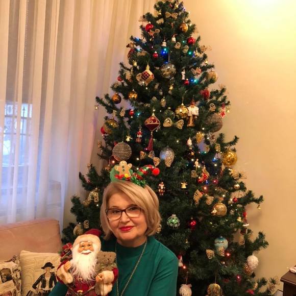 Meet your Posher, Mary - Picture 1 of 1